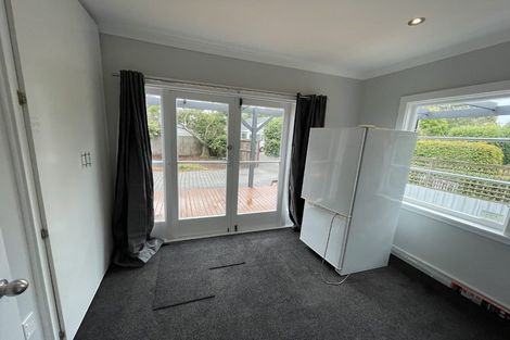 Photo of property in 1/25 Aorangi Road, Bryndwr, Christchurch, 8053