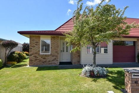 Photo of property in Villa Estate, 41/55 Armstrong Avenue, Carterton, 5713