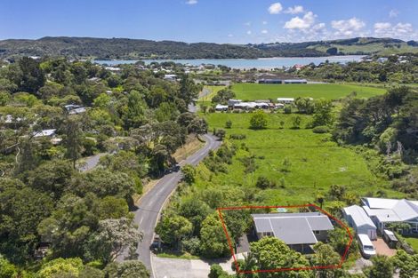 Photo of property in 13 Cross Street, Raglan, 3225