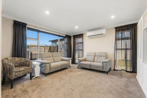 Photo of property in 16 Vantage Place, Omokoroa, 3114