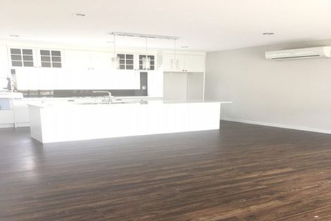 Photo of property in 33 Fennell Crescent, Silverdale, 0932