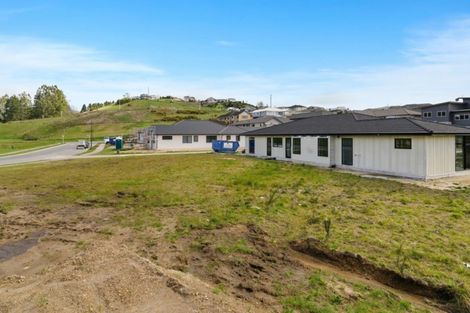 Photo of property in 12 Erlam Place, Matipo Heights, Rotorua, 3015