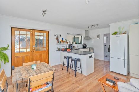 Photo of property in 6 Redwings Close, Whitianga, 3510