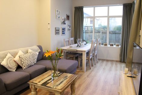 Photo of property in 2/100 Purchas Street, Edgeware, Christchurch, 8013