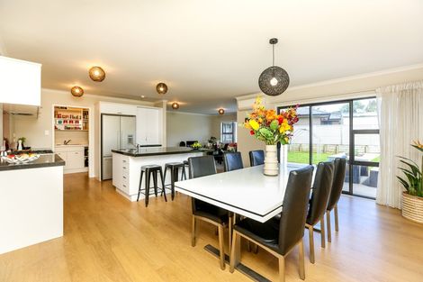 Photo of property in 5 Aspen Place, Whalers Gate, New Plymouth, 4310