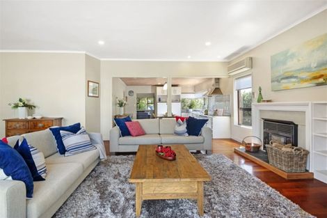 Photo of property in 3 Sale Street, Cockle Bay, Auckland, 2014