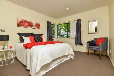 Photo of property in 41 Manuroa Road, Takanini, 2112