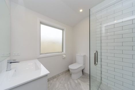 Photo of property in 28 Serenity Crescent, Kelvin Grove, Palmerston North, 4414