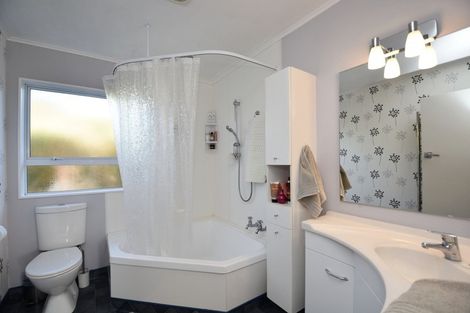 Photo of property in 71 Dublin Street, Windsor, Invercargill, 9810