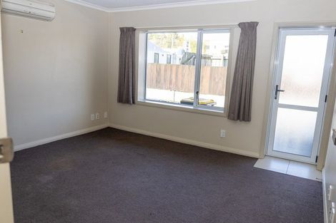 Photo of property in 214 Main South Road, Green Island, Dunedin, 9018