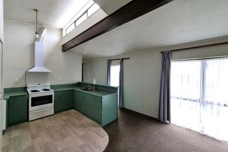 Photo of property in 10 Cedar Place, Owhata, Rotorua, 3010