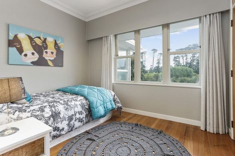 Photo of property in 40 Shaw Road, Oratia, Auckland, 0604