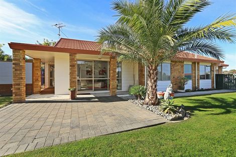 Photo of property in 26 Glamorgan Avenue, Tamatea, Napier, 4112