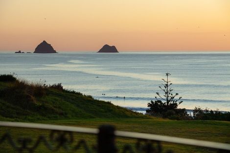 Photo of property in 2a Richmond Street, Fitzroy, New Plymouth, 4312