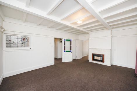 Photo of property in 374 College Street, Hokowhitu, Palmerston North, 4410