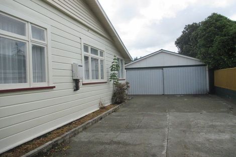 Photo of property in 43 Shamrock Street, Takaro, Palmerston North, 4412
