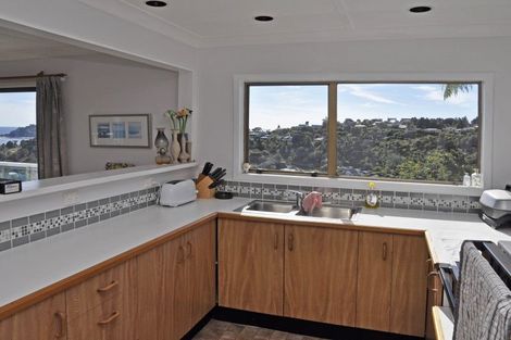 Photo of property in 10 Hinemoa Terrace, Tairua, 3508