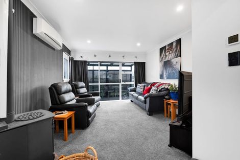 Photo of property in 32 Collins Street, Hawera, 4610