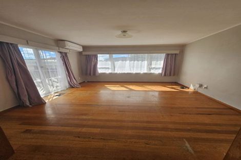 Photo of property in 32 Brentford Place, Manurewa, Auckland, 2102