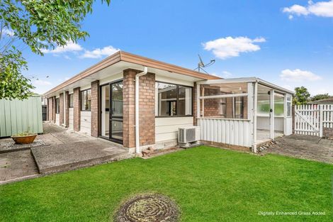 Photo of property in 6/39 Swanson Road, Henderson, Auckland, 0610