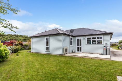 Photo of property in 15 Pukeko Way, Kinloch, Taupo, 3377