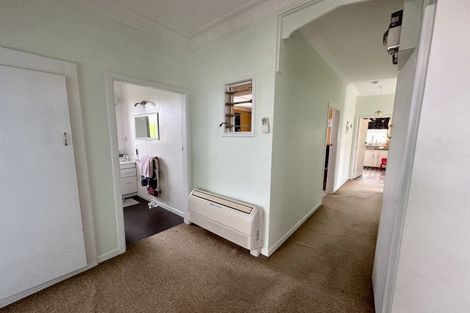 Photo of property in 66 Willis Street, Grasmere, Invercargill, 9810