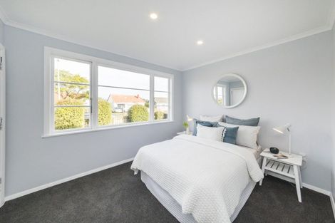 Photo of property in 23 Tweed Street, Roslyn, Palmerston North, 4414