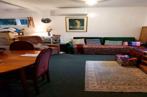 Photo of property in 10 Cheshire Street, Wilton, Wellington, 6012