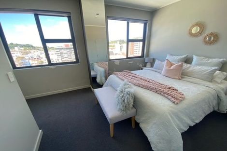 Photo of property in 17 Kent Terrace - Kent Apartments, 7d/16 Kent Terrace, Mount Victoria, Wellington, 6011