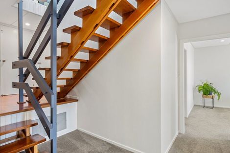 Photo of property in 23 Whareora Terrace, Cashmere, Christchurch, 8022