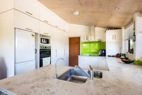 Photo of property in 30 Takiroa Street, Urenui, 4375