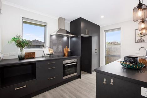 Photo of property in 39 Tradewinds Drive, Whitby, Porirua, 5024