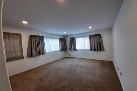 Photo of property in 18 Pikao Place, East Tamaki, Auckland, 2016