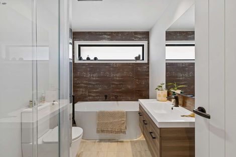 Photo of property in 38 George Fyfe Way, Wakefield, 7025