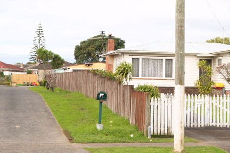Photo of property in 11 Graeme Avenue, Mangere East, Auckland, 2024