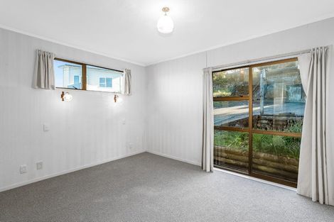 Photo of property in 37a Whanake Street, Titahi Bay, Porirua, 5022