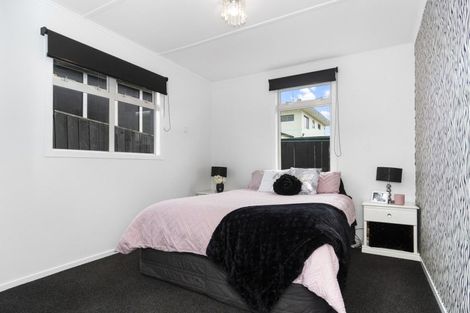 Photo of property in 1223 Papamoa Beach Road, Papamoa Beach, Papamoa, 3118