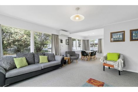 Photo of property in 3 Ruru Crescent, Heretaunga, Upper Hutt, 5018