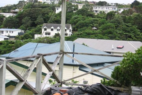 Photo of property in 80 Ranui Crescent, Khandallah, Wellington, 6035