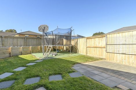 Photo of property in 3 Gina Way, Welcome Bay, Tauranga, 3112