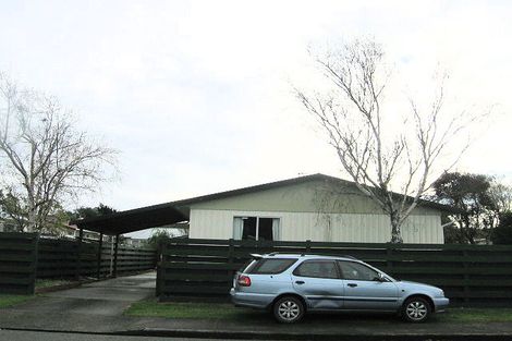 Photo of property in 17 Makarini Street, Paraparaumu, 5032