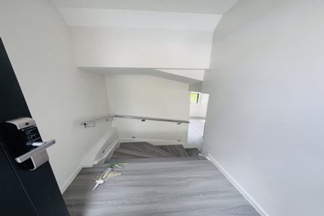 Photo of property in 9f Julian Place, Otara, Auckland, 2023