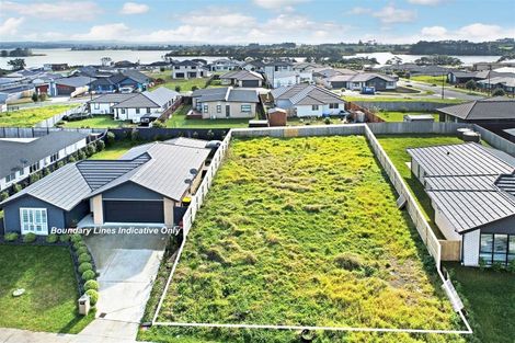 Photo of property in 6 Tahuna Minhinnick Drive, Glenbrook, 2681