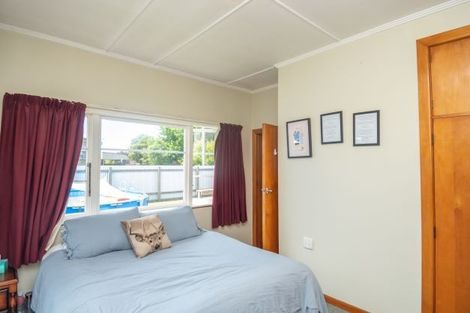 Photo of property in 1 Cochrane Street, Elgin, Gisborne, 4010