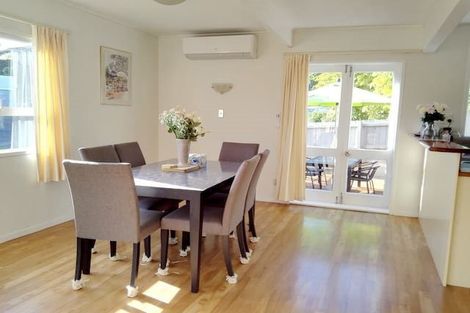 Photo of property in 13 Clovelly Road, Bucklands Beach, Auckland, 2012
