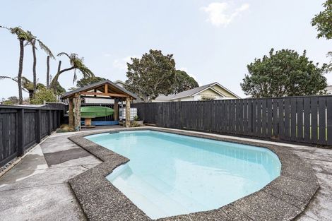 Photo of property in 209a Frankley Road, Frankleigh Park, New Plymouth, 4310