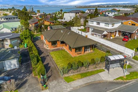 Photo of property in 4 Wiseley Road, Hobsonville, Auckland, 0618
