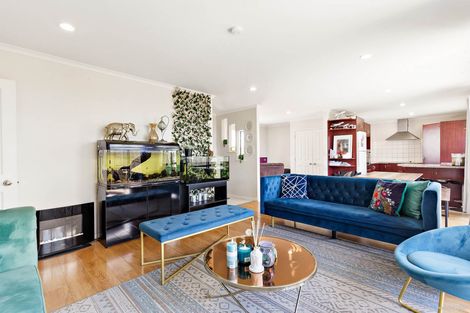 Photo of property in 37 Bellville Drive, Clendon Park, Auckland, 2103