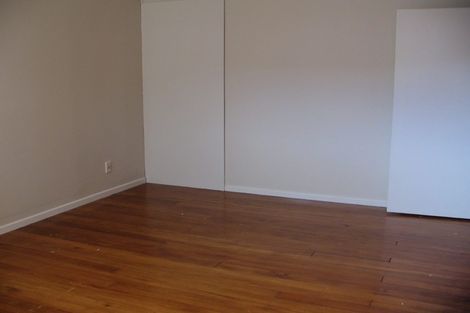 Photo of property in 27 Horotutu Road, Greenlane, Auckland, 1061