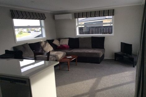 Photo of property in 4 Cupples Street, Papamoa Beach, Papamoa, 3118